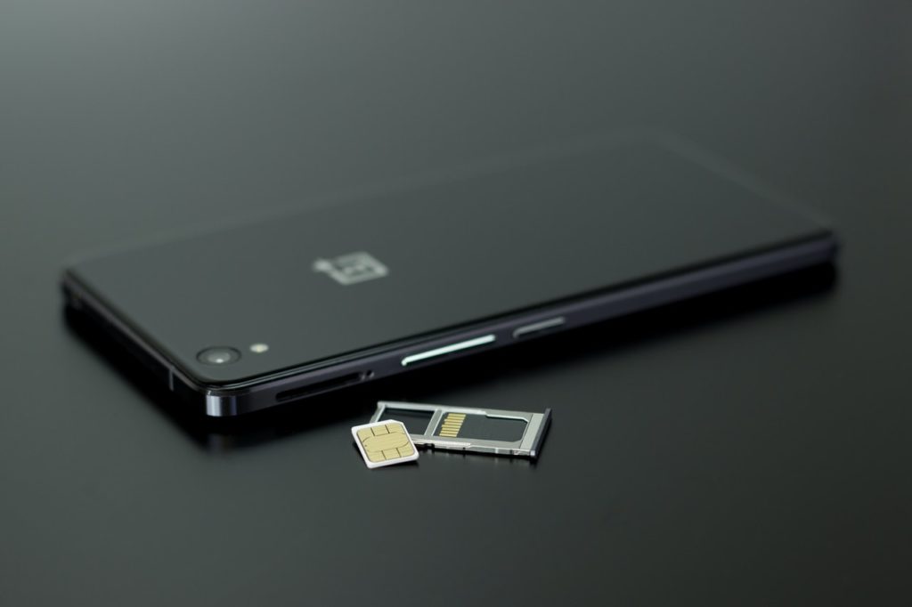Comment retirer une carte Sim d’un iPhone